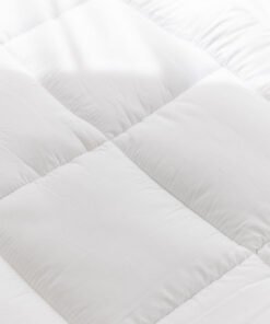 مرتبة تطرية 200*180 مع 2 مخده 500 جرام