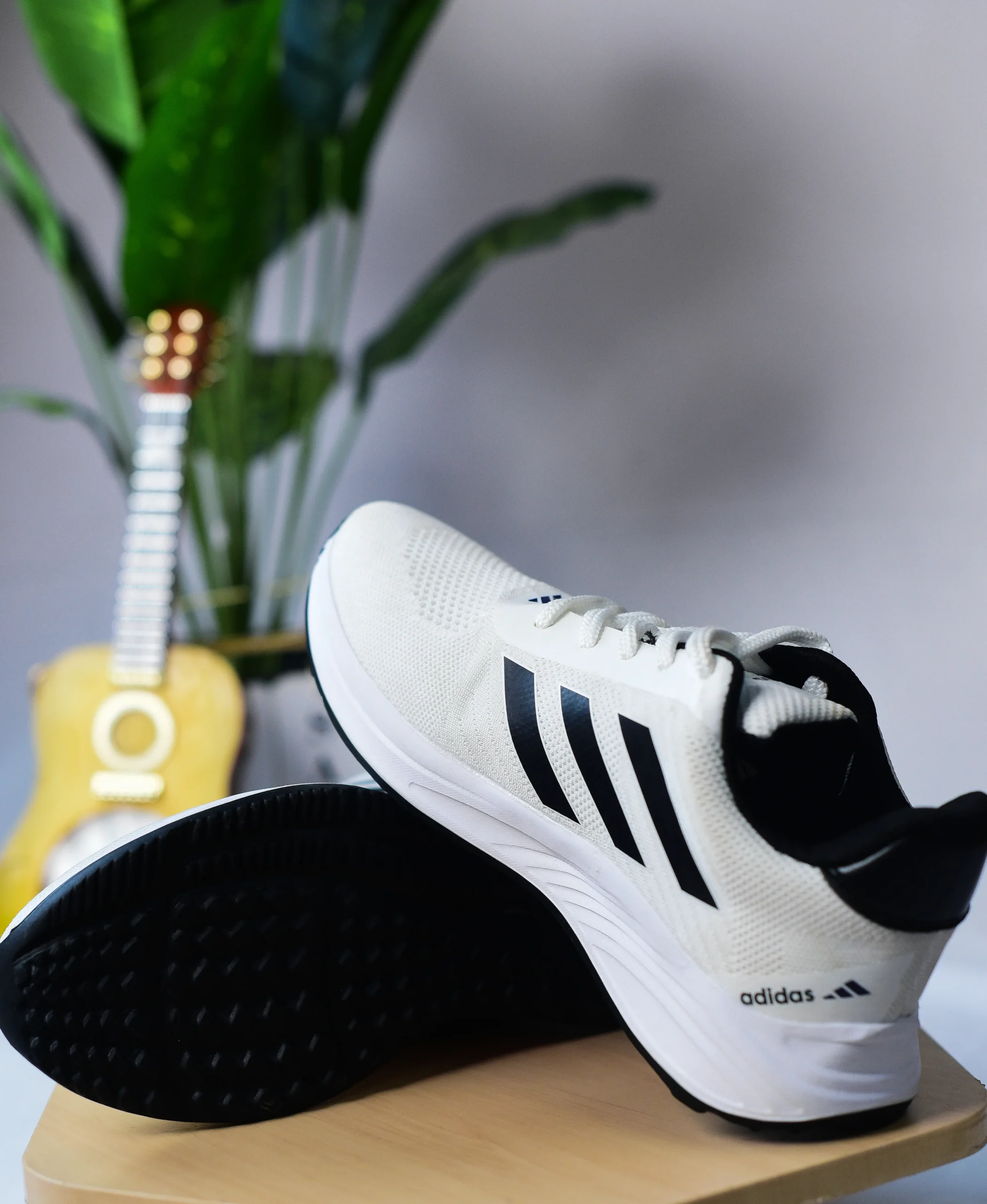 adidas running shoes - الصورة 4