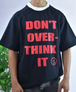 The Overthinker Statement Tee - صورة 1