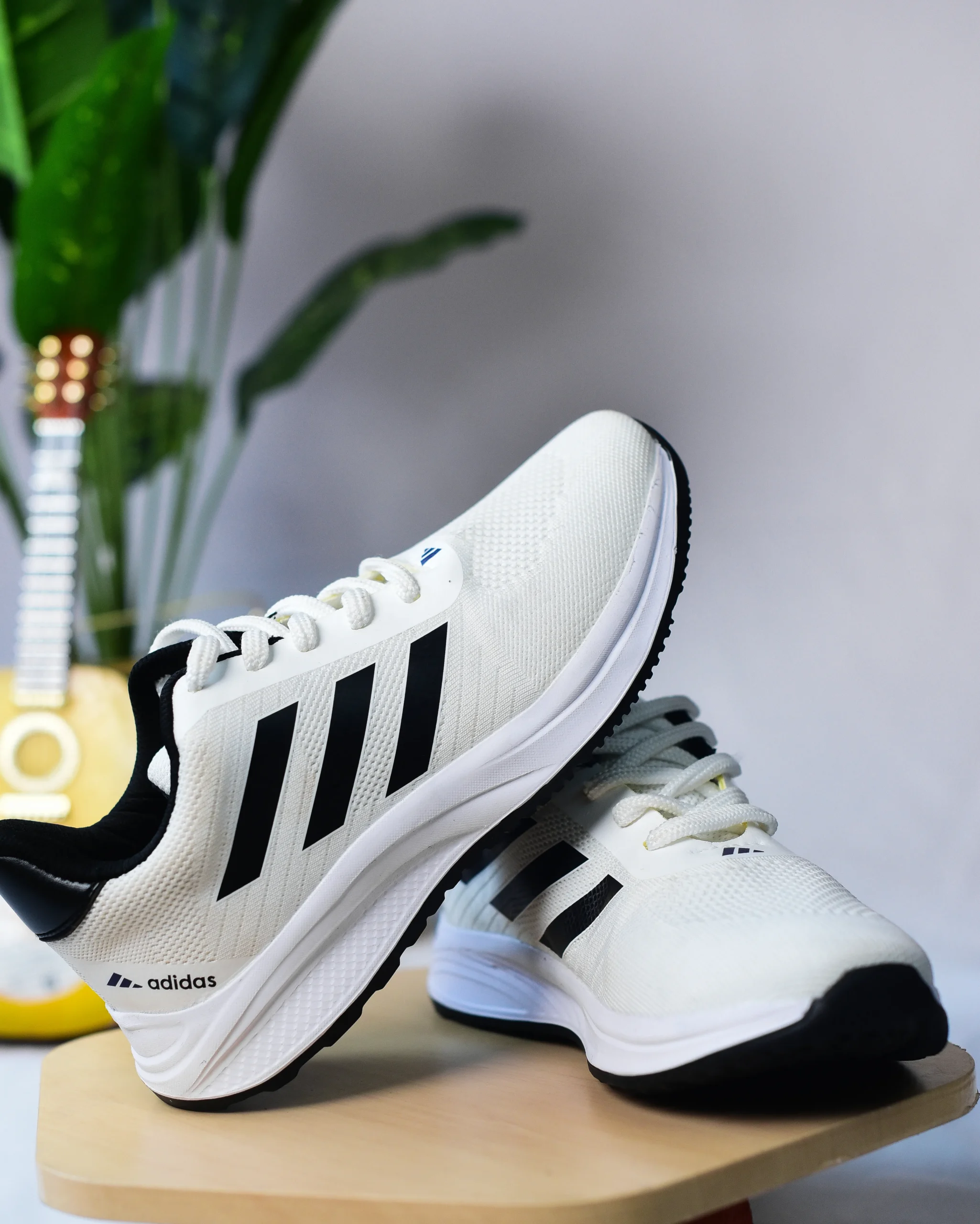 adidas running shoes - الصورة 3