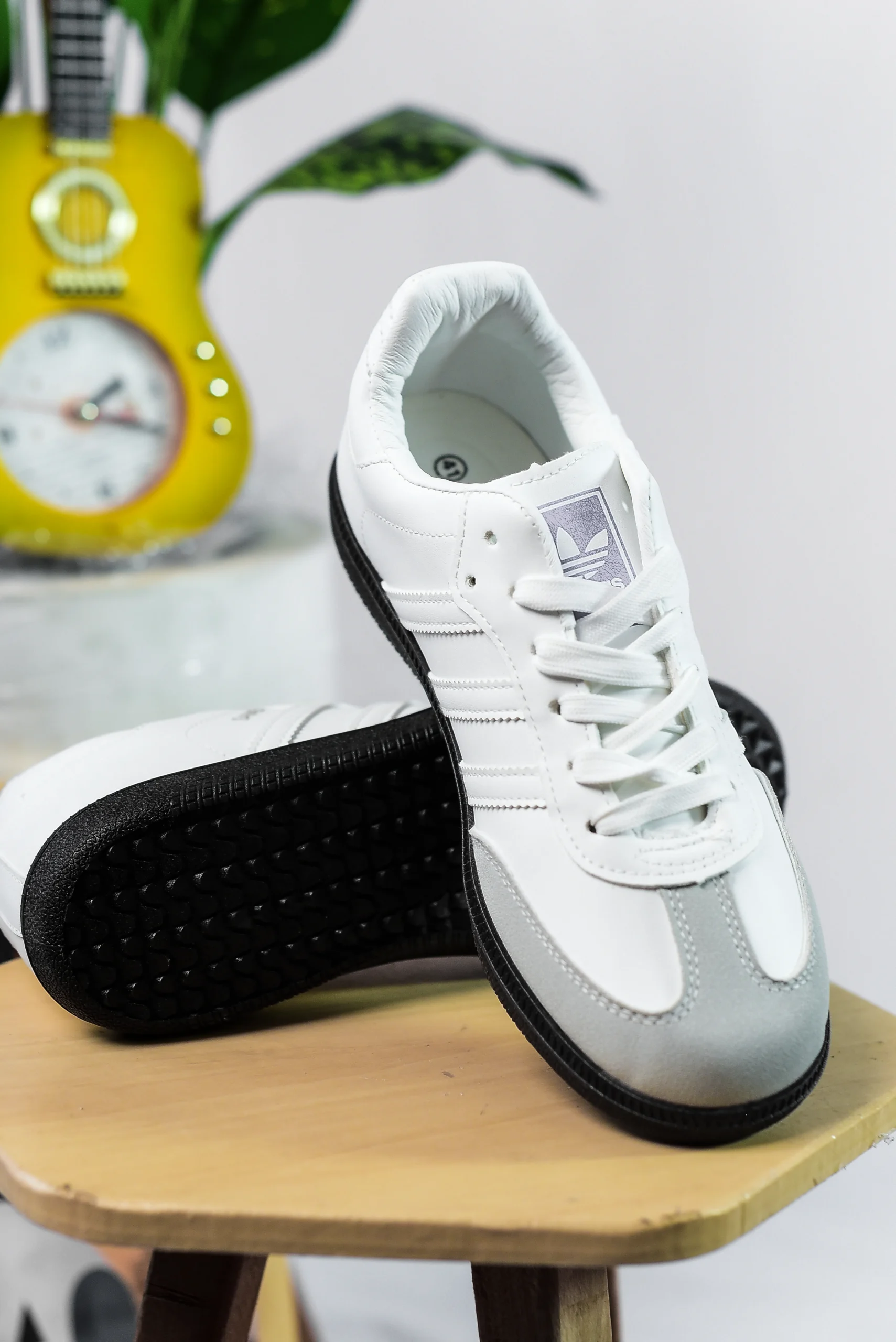 Adidas sampa for women - الصورة 9
