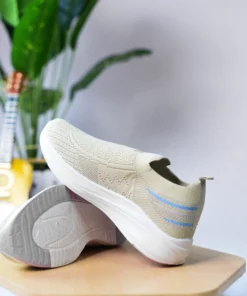 Women’s slip-on athletic shoes - صورة 1