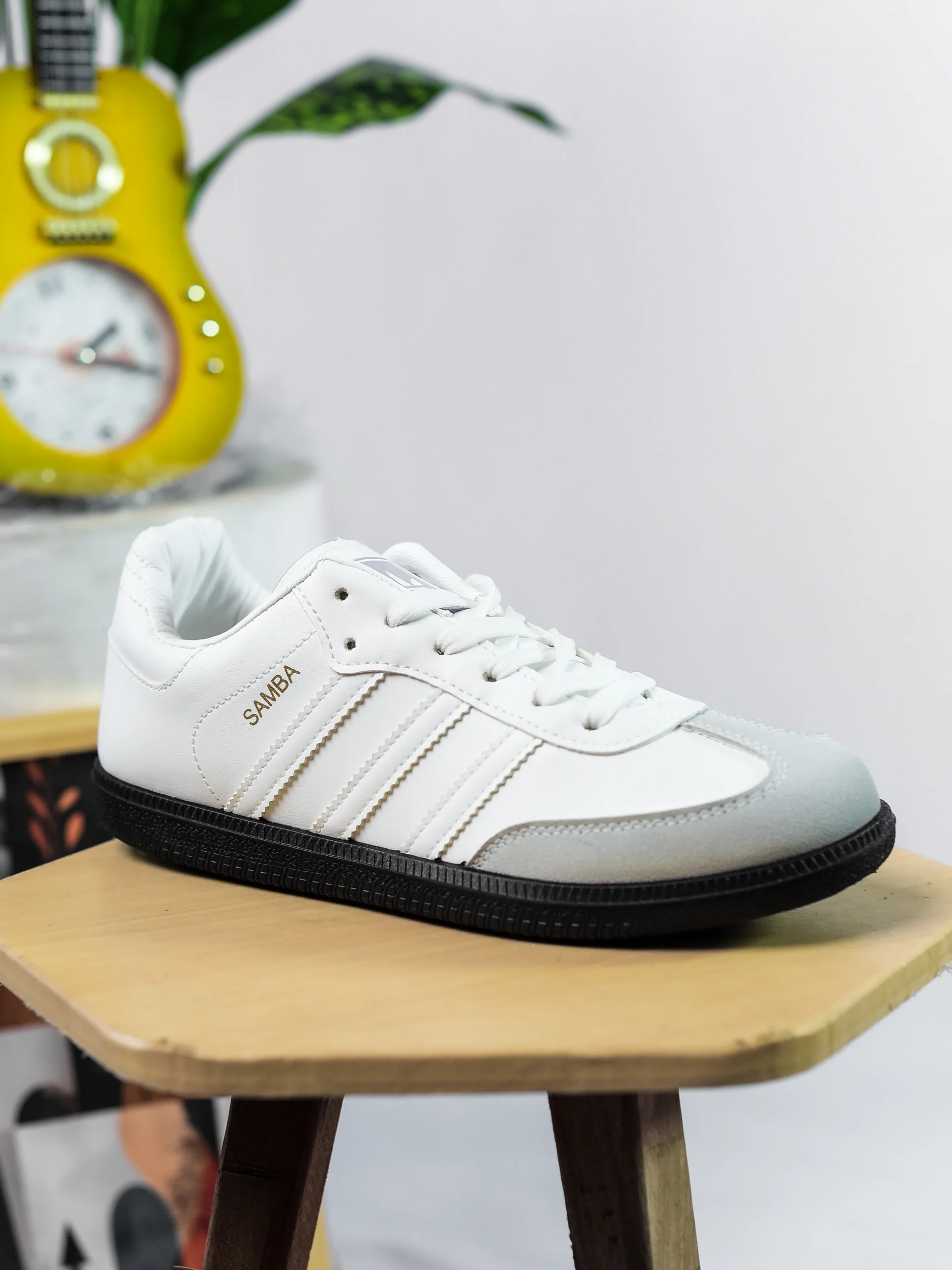 Adidas sampa for women - الصورة 10