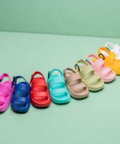 صندل اطفالي superme( مخزن 17 )